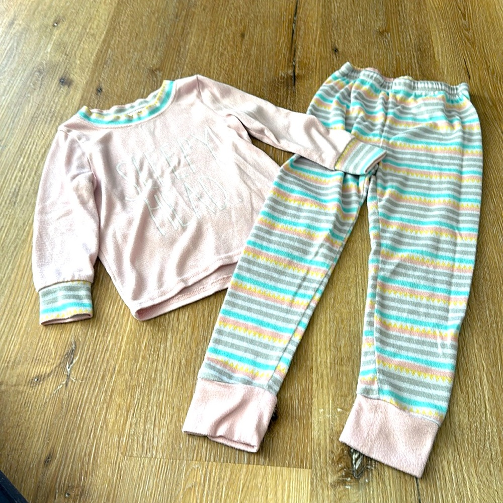 Rae Dunn Sleepy Head long sleeve pajamas